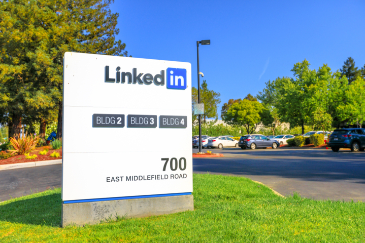 Recruit Top Talent Using LinkedIn